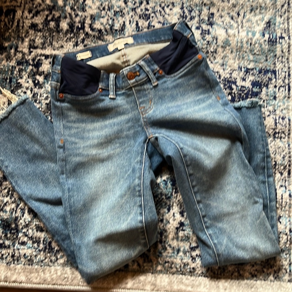 Madewell maternity skinny jean, size 25